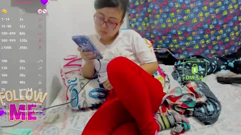 bonnie lam  hello welcome to my room I hope you have fun and you can reach your maximum pleasure here with me online show from 09/19/25, 02:57