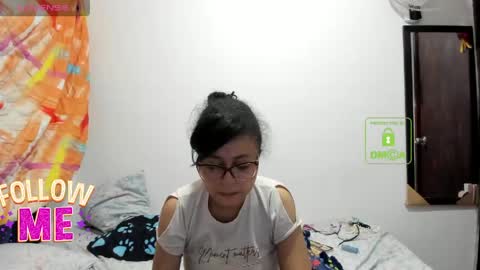 bonnie lam  hello welcome to my room I hope you have fun and you can reach your maximum pleasure here with me online show from 05/25/26, 03:34