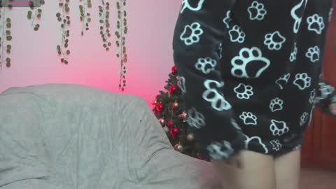 Bonnie Help me reach 500 likes online show from 01/02/25, 10:55