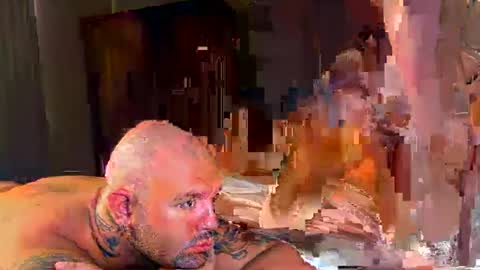 Snapshot of bonnieandclyde540767 chatting on 07/06/26, 04:09 bonnieandclyde540767 online show from 07/06/26, 04:09