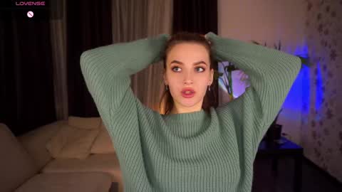 Snapshot of bonniecannon chatting on 12/20/24, 04:53 Grace online show from 12/20/24, 04:53