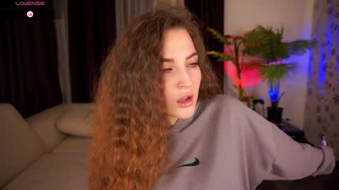 Snapshot of bonniecannon chatting on 12/25/24, 06:09 Grace online show from 12/25/24, 06:09