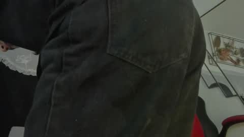 Snapshot of bonniecute_ chatting on 11/04/25, 11:48 online show from 11/04/25, 11:48