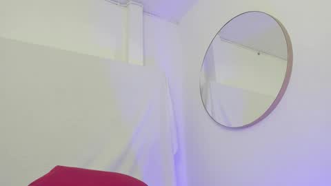 Snapshot of bonniecute_ chatting on 11/16/25, 12:05 online show from 11/16/25, 12:05