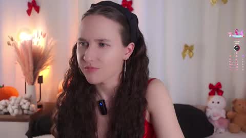 Emma online show from 02/20/26, 01:35