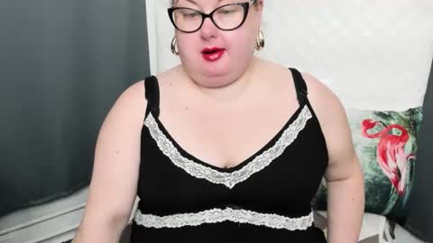 Bonnie online show from 12/19/24, 06:23