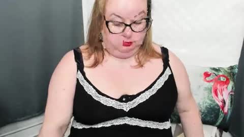 Snapshot of bonnieshining chatting on 12/19/24, 09:29 Bonnie online show from 12/19/24, 09:29