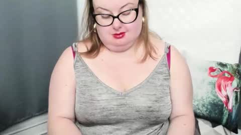 Snapshot of bonnieshining chatting on 12/24/24, 08:55 Bonnie online show from 12/24/24, 08:55