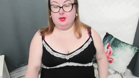 Snapshot of bonnieshining chatting on 01/04/25, 07:45 Bonnie online show from 01/04/25, 07:45