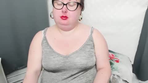 Snapshot of bonnieshining chatting on 01/06/25, 05:52 Bonnie online show from 01/06/25, 05:52