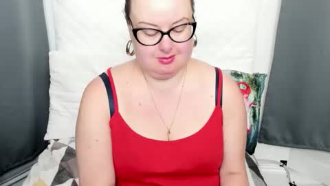 Snapshot of bonnieshining chatting on 10/02/25, 07:04 Bonnie online show from 10/02/25, 07:04