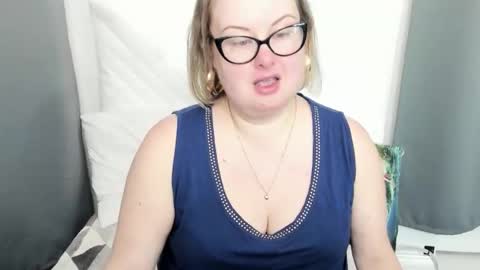 Bonnie online show from 02/02/26, 04:55