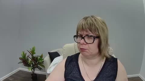bonnnyboobsy online show from 07/22/26, 09:28