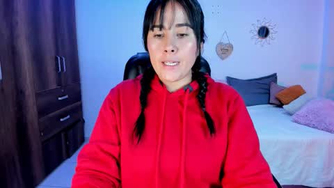 sofia  online show from 12/23/25, 03:26