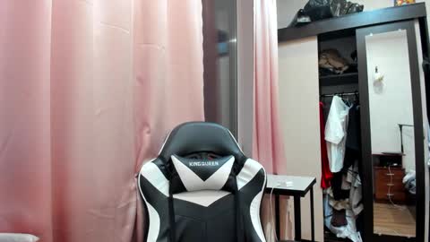 Snapshot of bonny_kimberly chatting on 01/19/25, 03:21 Bonny Kimberly online show from 01/19/25, 03:21