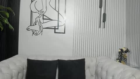 Snapshot of bonny_petite chatting on 02/21/26, 11:11 Vicky online show from 02/21/26, 11:11