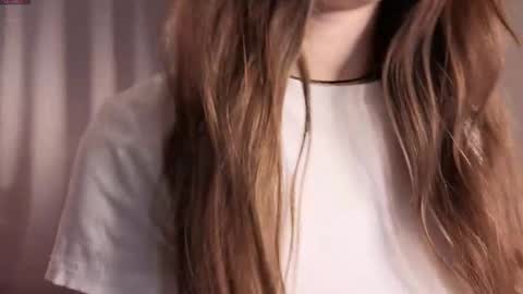 Snapshot of bonnyflower chatting on 09/09/25, 03:00 Eva online show from 09/09/25, 03:00