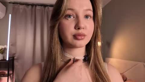 Snapshot of bonnyflower chatting on 02/01/26, 05:33 Eva online show from 02/01/26, 05:33