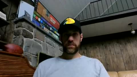 booboobumbum1 online show from 12/19/25, 03:19