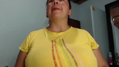Luciana independent model online show from 02/11/25, 03:29