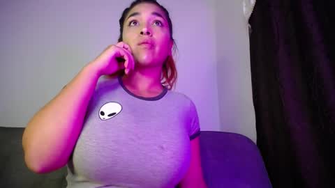 KIM     online show from 12/02/25, 03:34