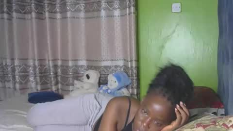 Snapshot of boobs_swt chatting on 11/07/25, 12:10 boobs_swt online show from 11/07/25, 12:10