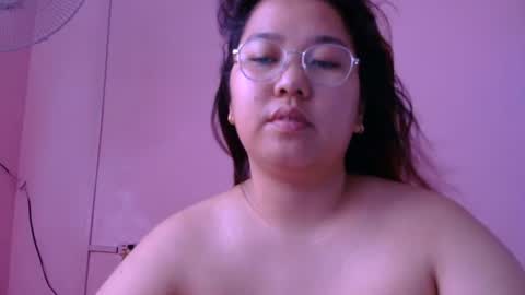 Snapshot of boobsiemarie chatting on 07/08/26, 02:16 MommyMarie-Singlemom of 2. online show from 07/08/26, 02:16