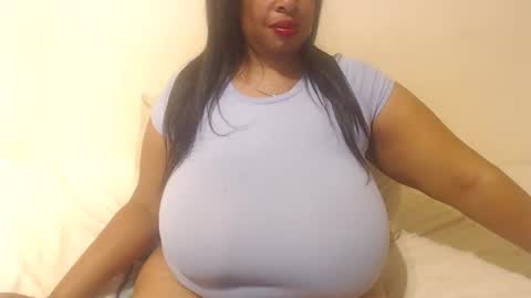 boobyqueen online show from 12/16/25, 10:59