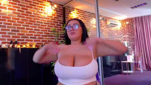 boobzilla_ online show from 05/31/26, 06:10