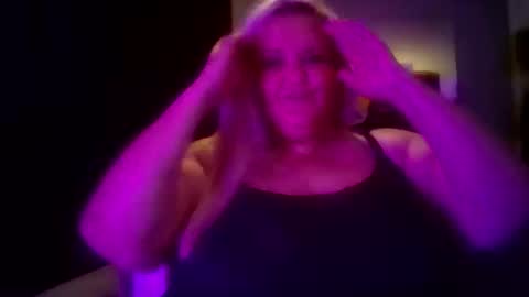 Ashlie Haines online show from 05/09/26, 07:24