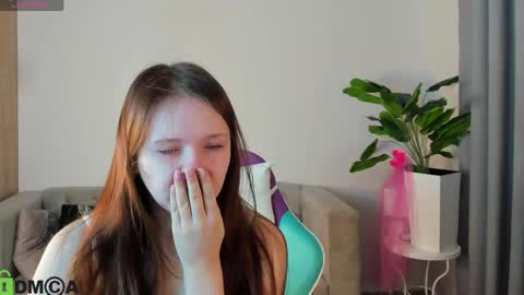 Milena online show from 05/06/26, 03:02