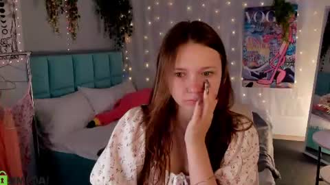 Snapshot of booozekirs_ chatting on 07/07/26, 02:47 Milena online show from 07/07/26, 02:47