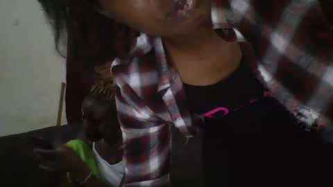 Snapshot of bootie_caramel chatting on 03/05/25, 10:00 bootie_caramel online show from 03/05/25, 10:00