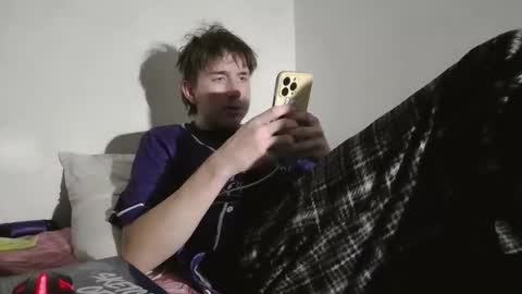 Snapshot of bootyburgler chatting on 12/17/25, 08:42 bootyburgler online show from 12/17/25, 08:42