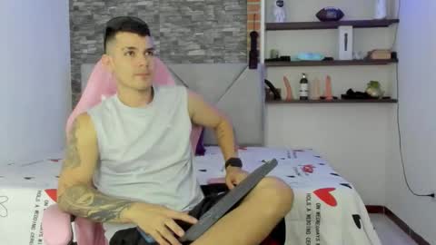 booyhott_ online show from 01/11/26, 07:08