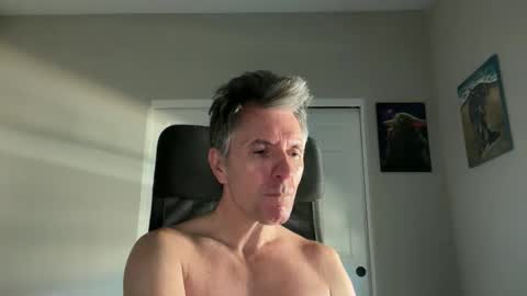 Snapshot of borisdm1976 chatting on 11/27/25, 05:15 borisdm1976 online show from 11/27/25, 05:15