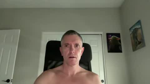 Snapshot of borisdm1976 chatting on 12/19/25, 10:28 borisdm1976 online show from 12/19/25, 10:28