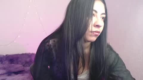 Alicia online show from 05/05/26, 03:58
