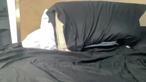 Snapshot of boseley chatting on 03/12/25, 05:49 boseley online show from 03/12/25, 05:49