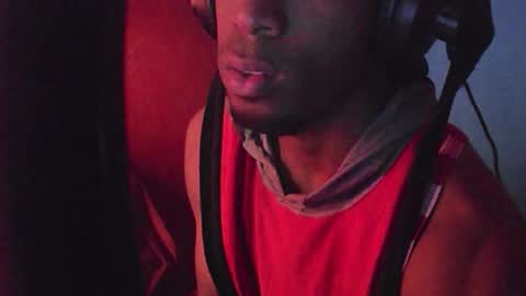 Snapshot of boss_playa98 chatting on 09/20/25, 09:10 boss_playa98 online show from 09/20/25, 09:10