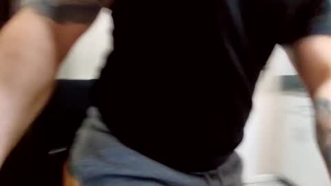 Snapshot of bosslife505050 chatting on 02/17/25, 11:53 The Italian Boss online show from 02/17/25, 11:53