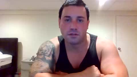 Snapshot of bosslife505050 chatting on 11/17/25, 02:06 The Italian Boss online show from 11/17/25, 02:06