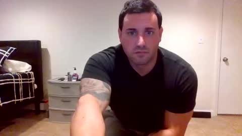 Snapshot of bosslife505050 chatting on 11/17/25, 10:15 The Italian Boss online show from 11/17/25, 10:15