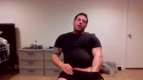 Snapshot of bosslife505050 chatting on 12/01/25, 10:37 The Italian Boss online show from 12/01/25, 10:37