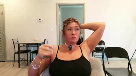 bossyroxy84 online show from 03/22/26, 04:54