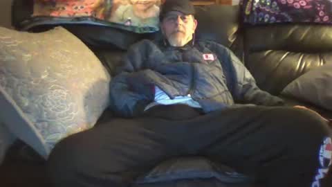 bostonguy1969 online show from 02/18/25, 08:36