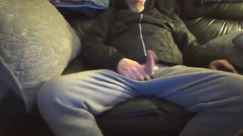 bostonguy1969 online show from 03/04/25, 08:38