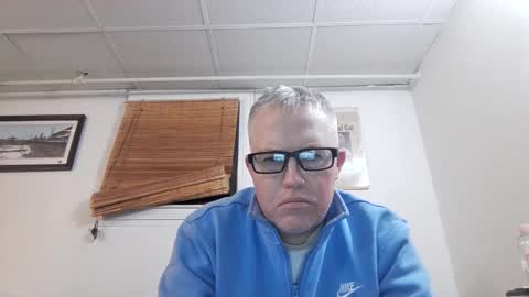 Snapshot of bostonirish45 chatting on 05/25/26, 03:45 bostonirish45 online show from 05/25/26, 03:45