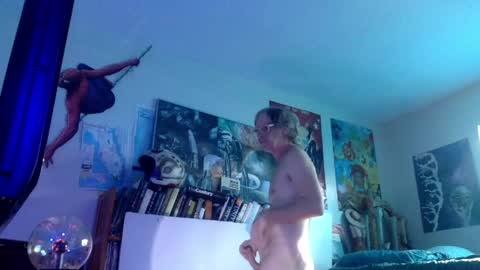 Bottomboo7 online show from 04/18/26, 12:42