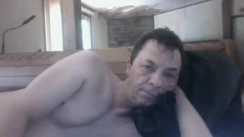 Snapshot of bottomcdforoldersc chatting on 07/29/26, 05:55 James online show from 07/29/26, 05:55